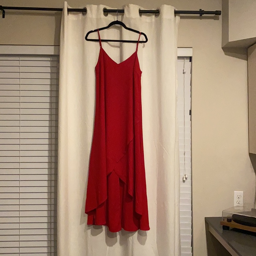 Red High-Low Maxi Dress - Picture 8 of 9